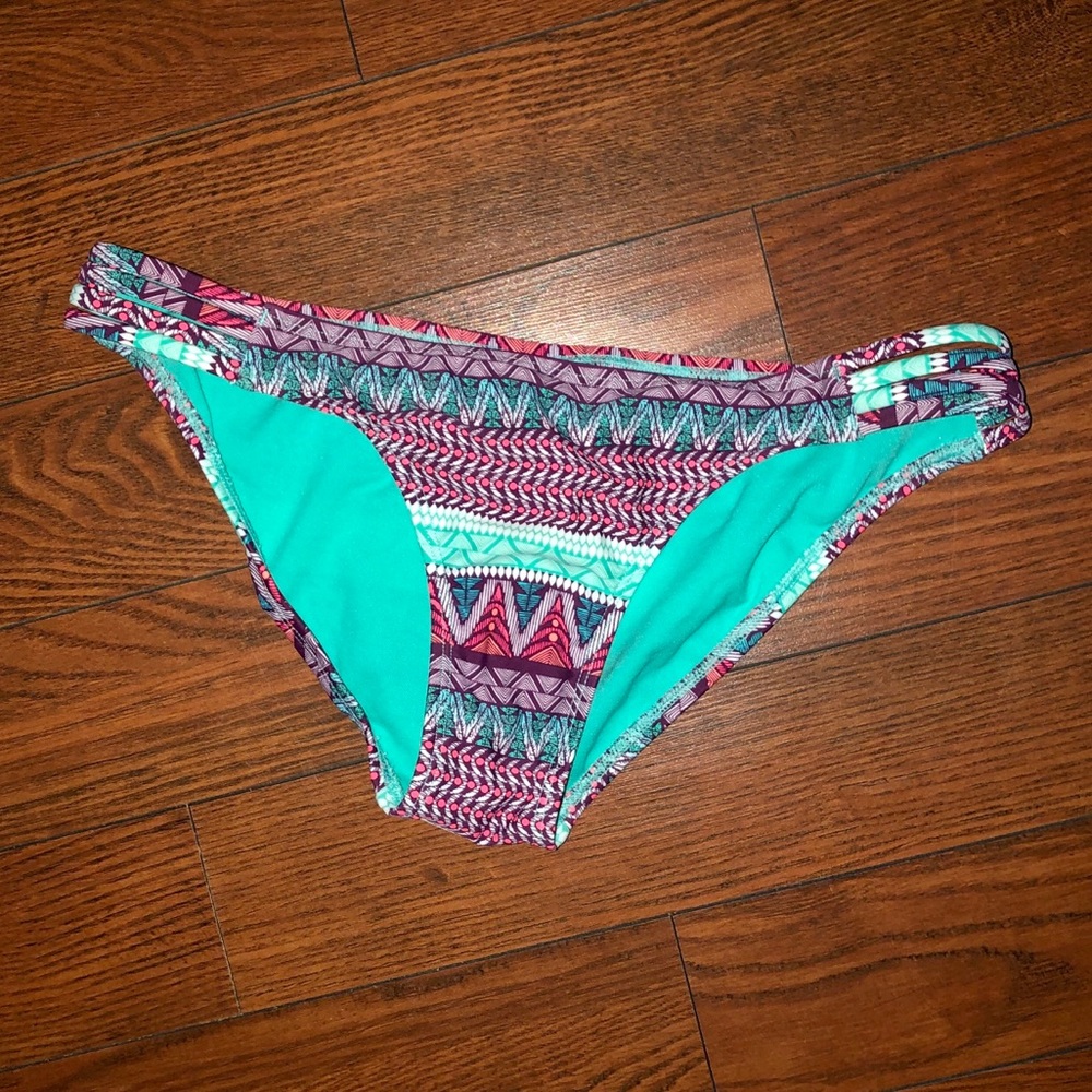 NEW Body Glove Tribal Print Bikini Bottoms